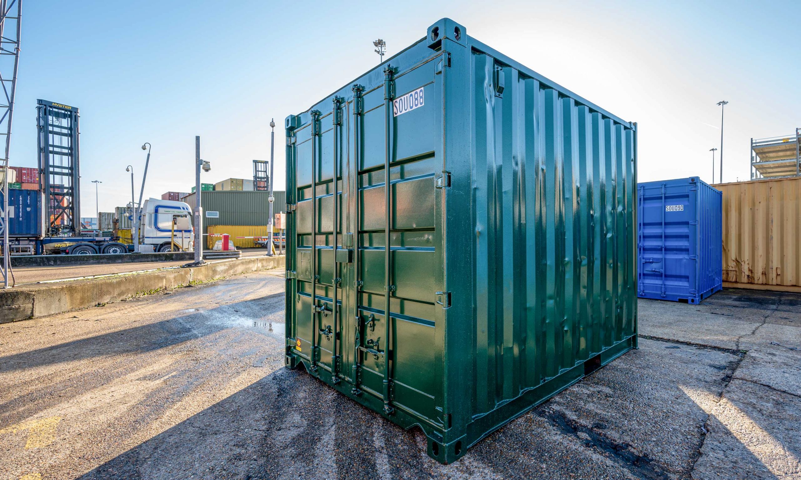 8ft One-Trip Shipping Container Green