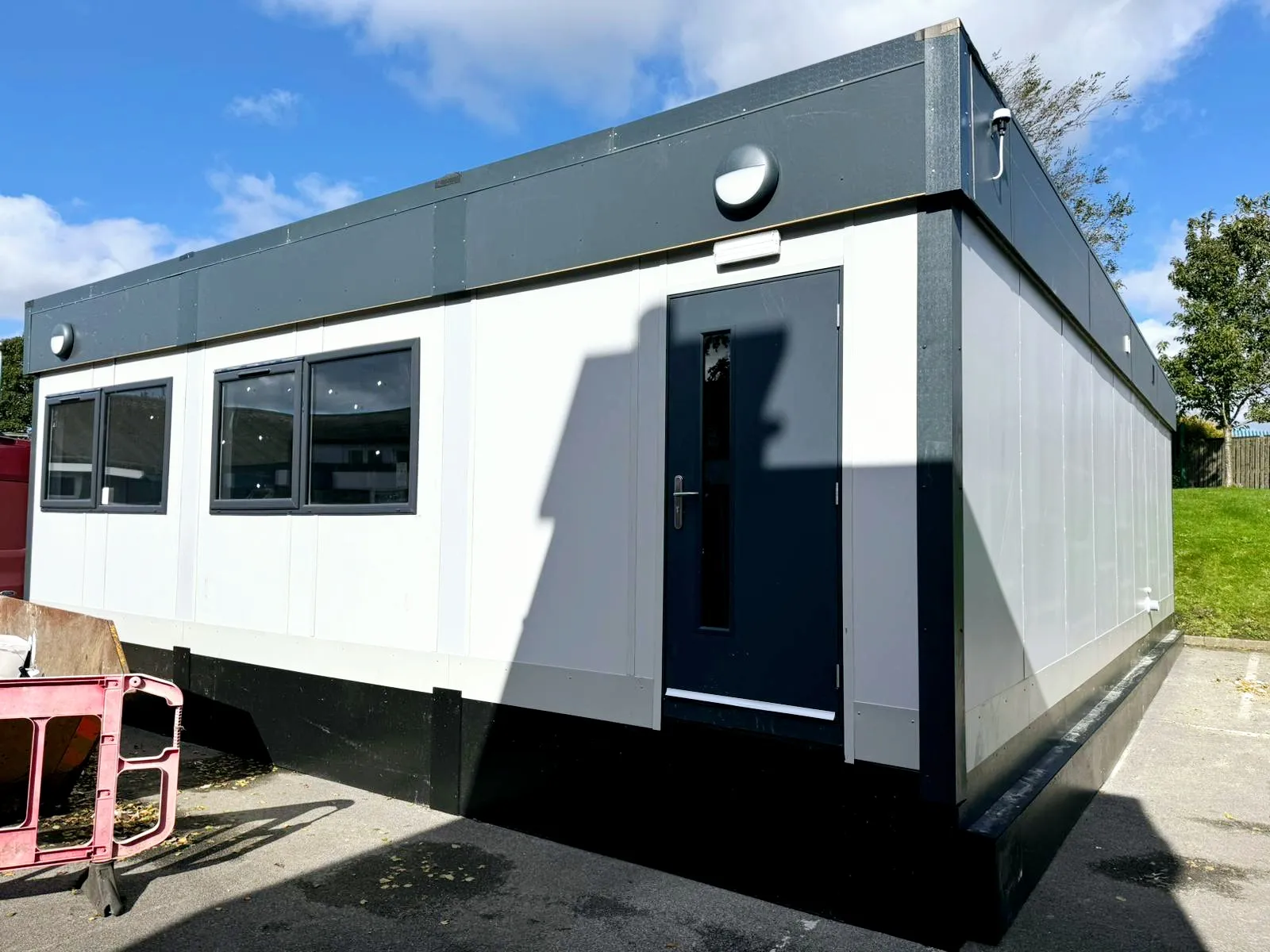 Refurbished 3-Bay Modular Building